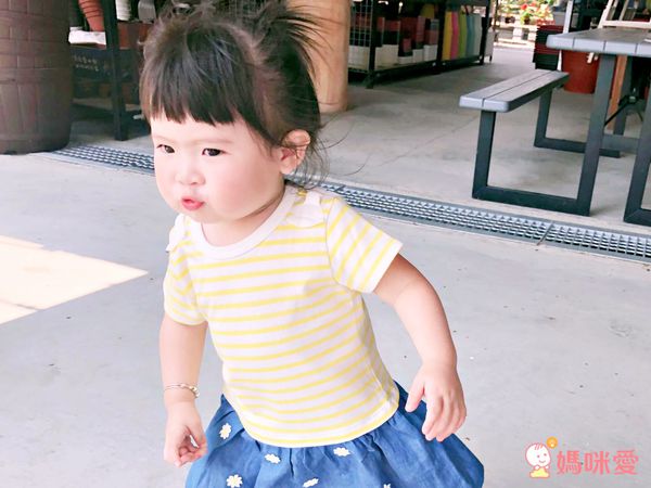 akachan honpo - 短袖拼接洋裝-條紋-淺卡其色