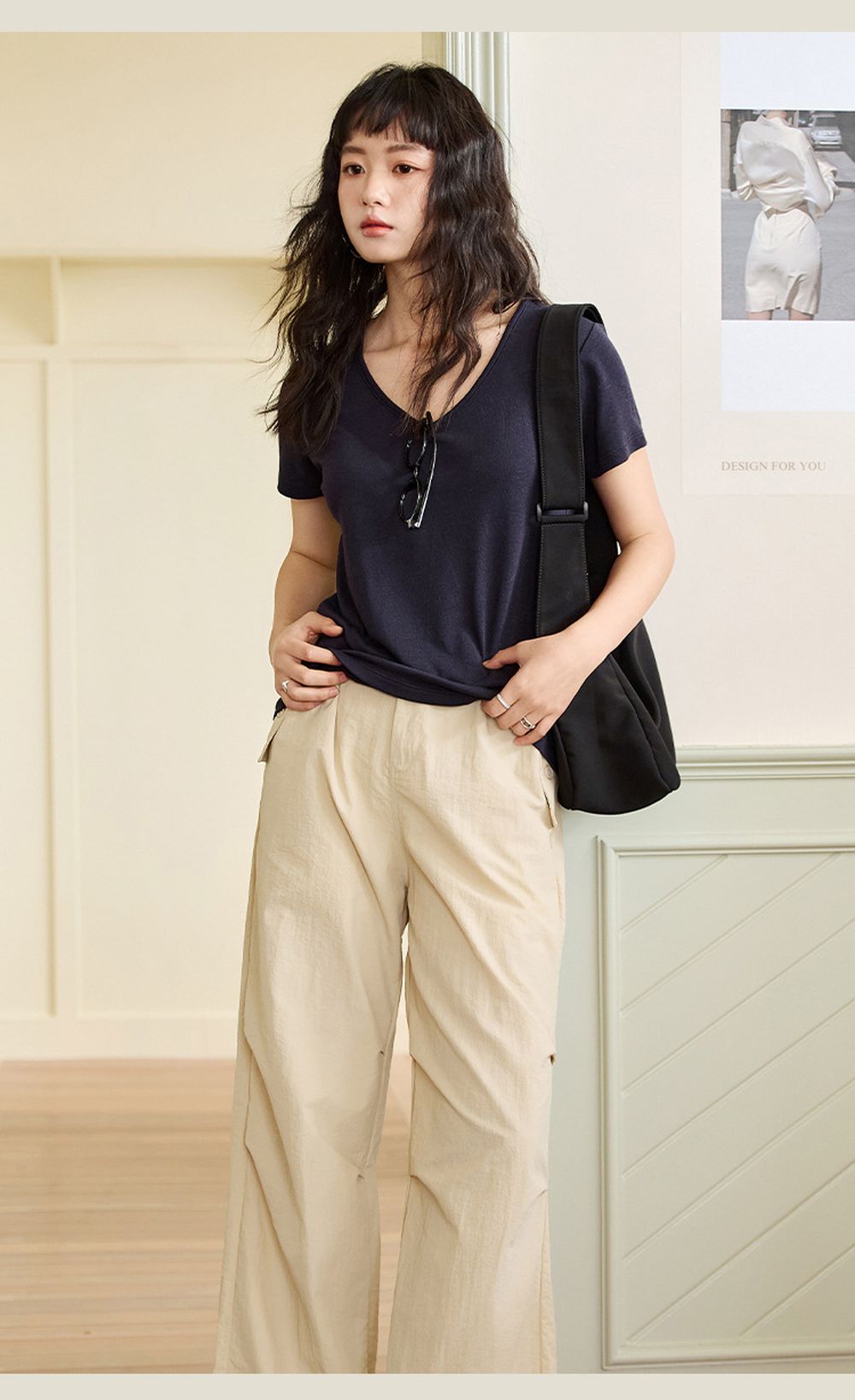 天絲亞麻修飾鵝蛋領針織短袖上衣-邃藍