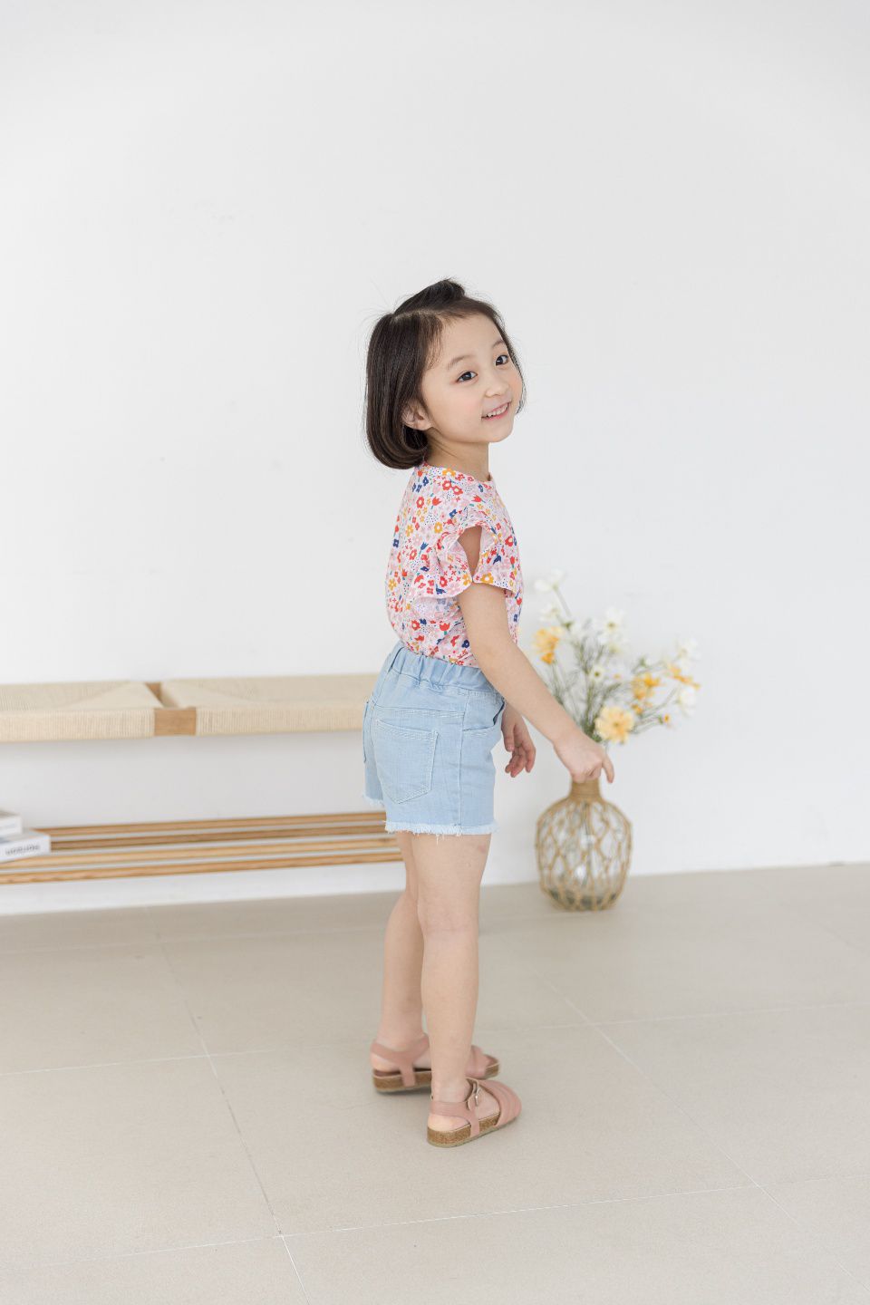 韓國 Orange Mom - 荷葉袖可愛花花上衣-粉紅