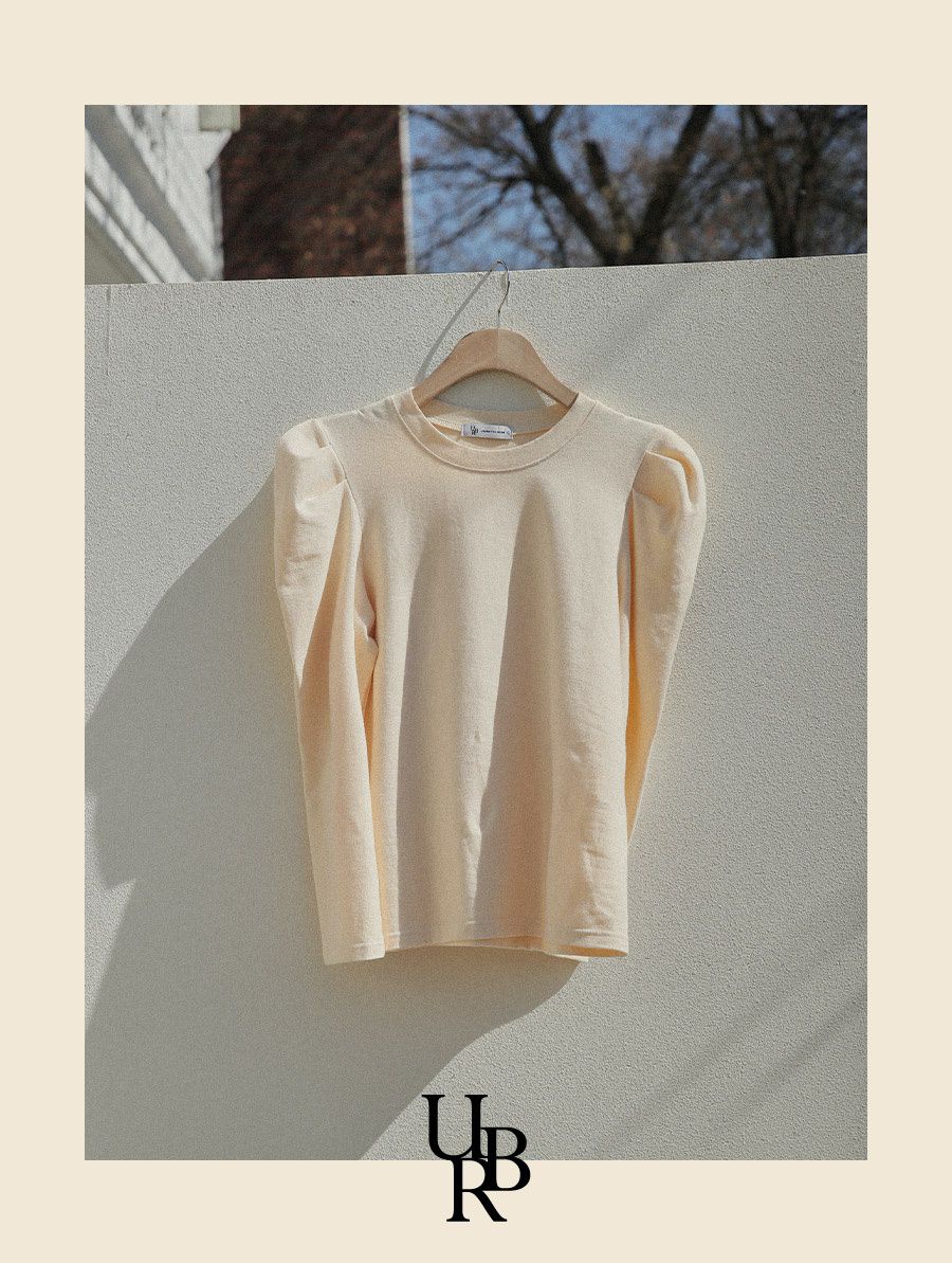 韓國 Urbantheroom - 彈性抓摺公主袖長袖上衣-灰綠 (Free)