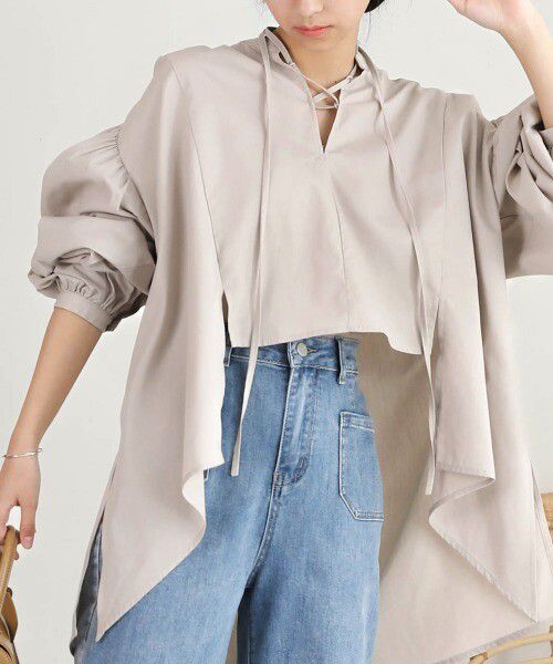 日本 Bab - 前短後長設計感綁帶上衣-簡約白