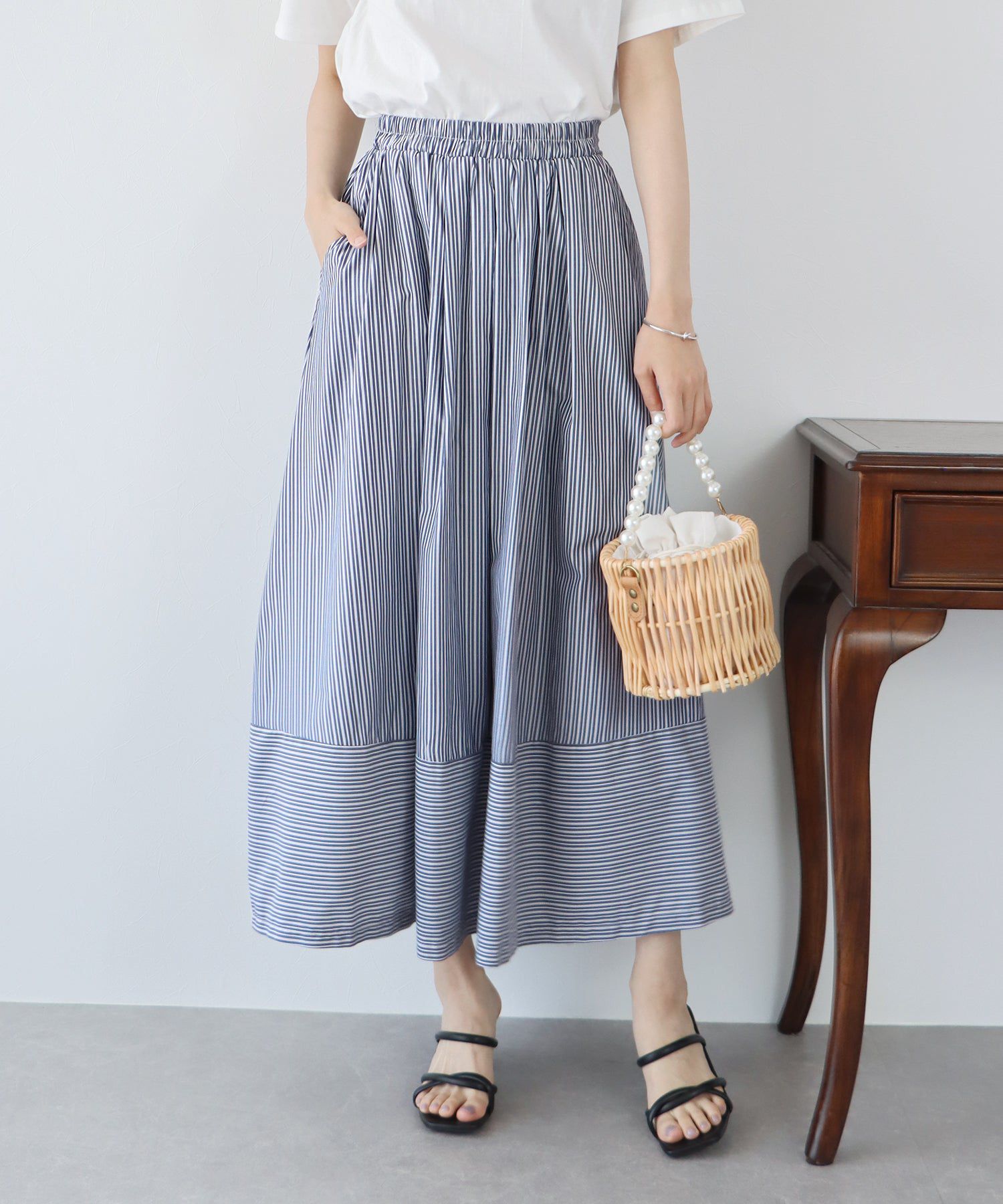 日本 BLUE EAST - 歐風質感條紋拼接修身長裙-綠x白