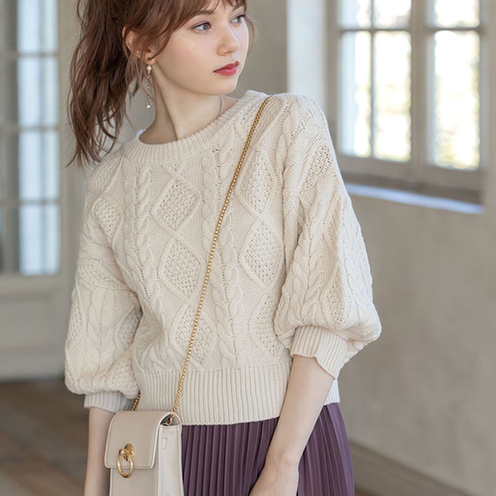 日本 GRL - 編織紋美腰綁帶寬鬆短版七分袖針織上衣-米