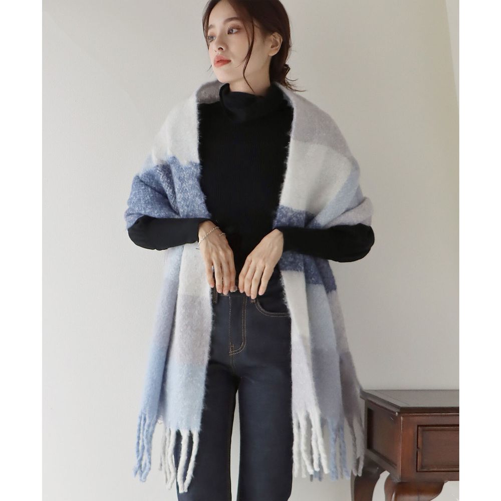 日本 BLUE EAST - 舒適保暖流蘇圍巾-格紋-藍 (50.5x213cn)