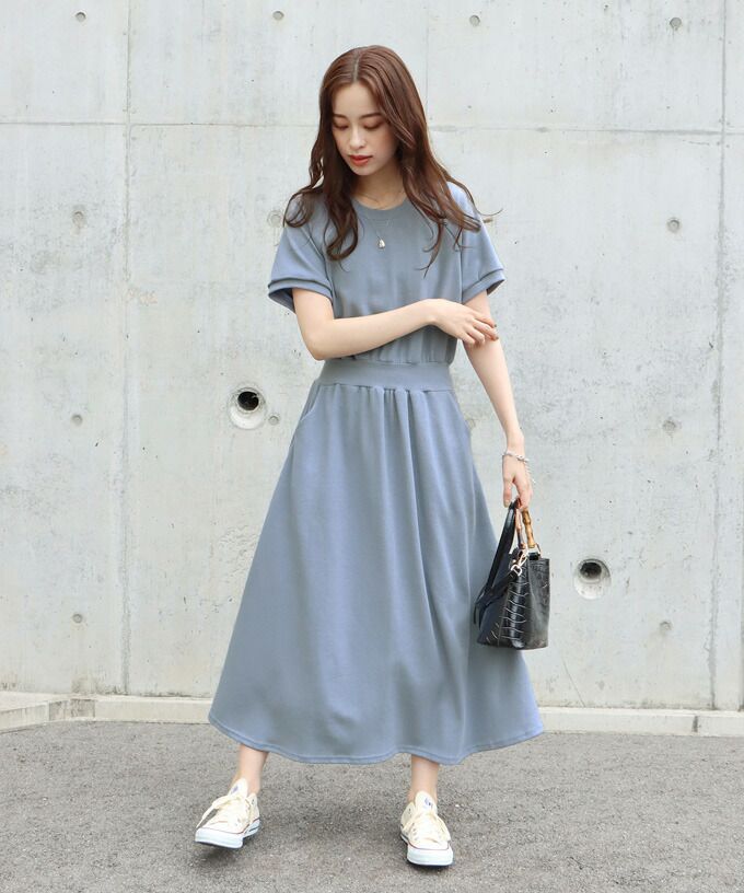 日本 BLUE EAST - 棉混透氣修身泡泡短袖洋裝-藍