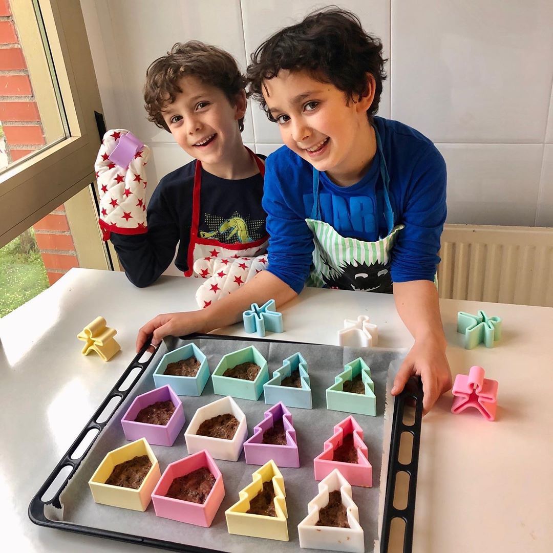 西班牙 dëna - 多功能益智軟積木/疊疊樂 小人物+小房子-夢幻藍