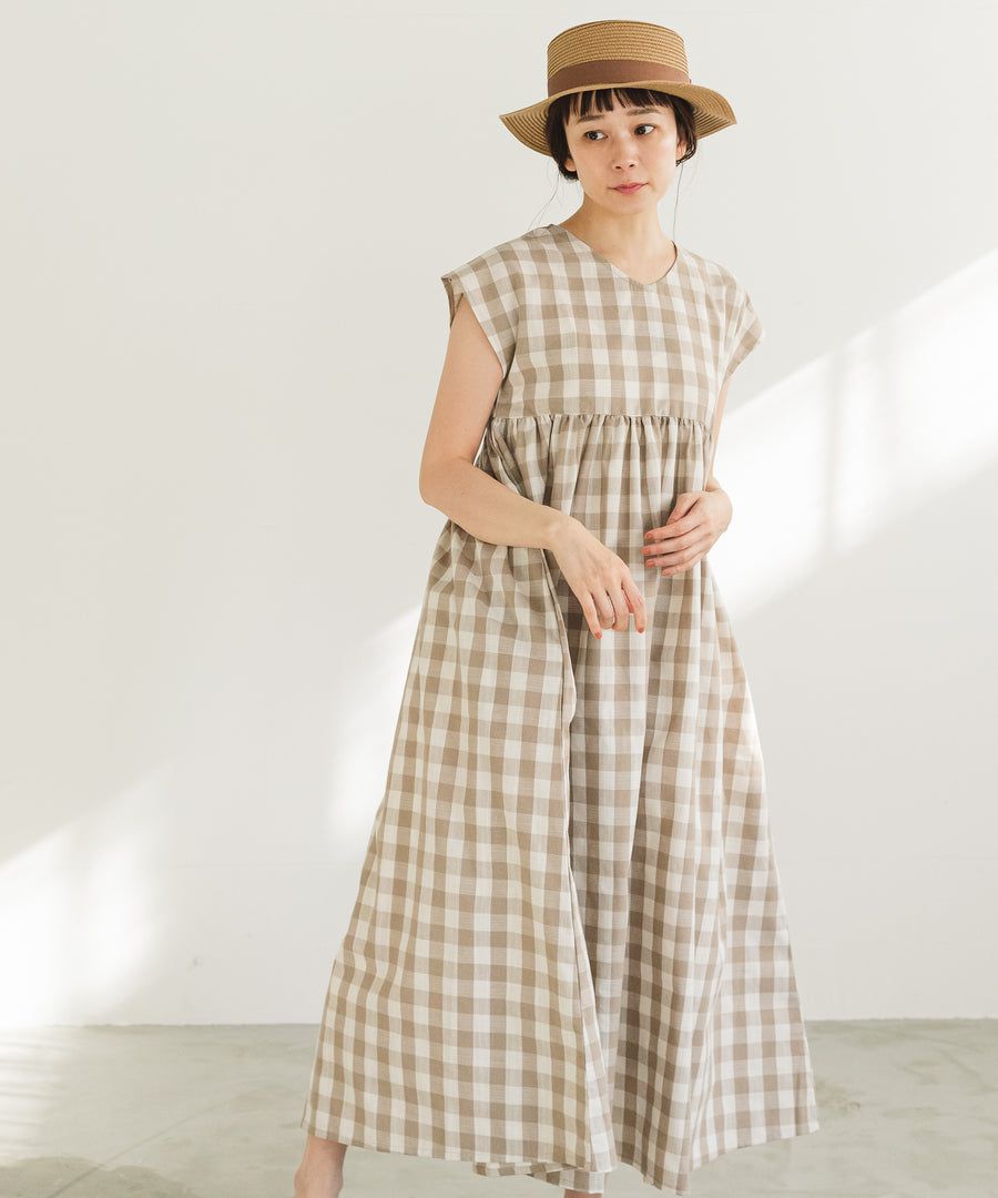 日本 PAIRMANON - 前後兩穿寬鬆短袖洋裝(媽媽)-素色-墨綠 (FREE)