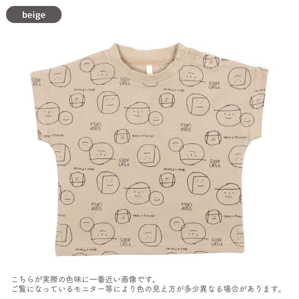 日本 ma lalumiere store - 華夫格滿版印花短袖上衣-笑臉-卡其