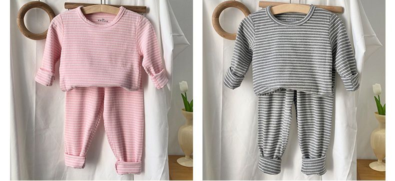 圓領無痕薄絨長袖家居服套裝-條紋-黑色