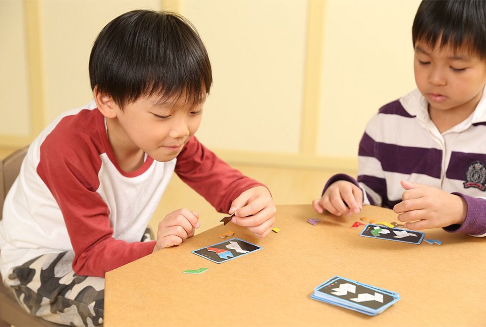 【SMART GAMES】隨身益智桌遊－訓練邏輯思考、幼兒空間概念