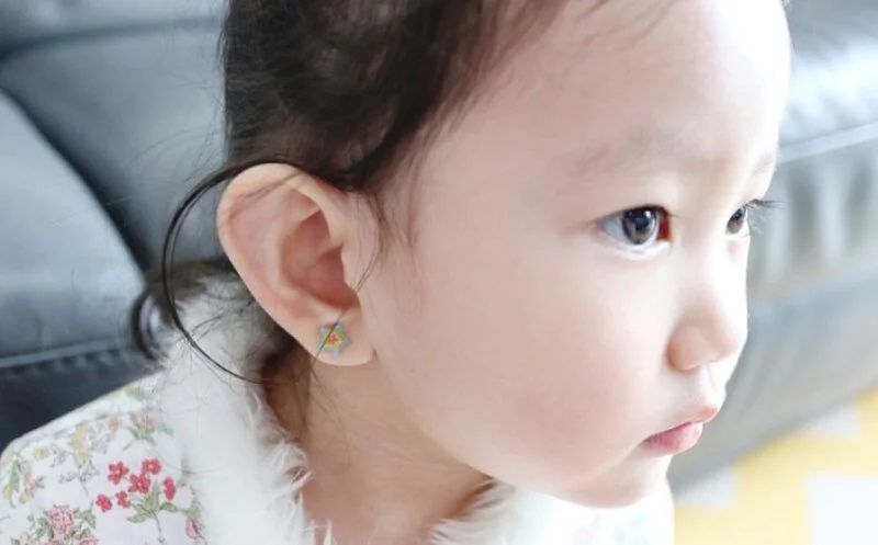 韓國 ROI BOOKS - 3in1飾品組-星光公主款 (228*283*1mm)-星光公主款（指甲貼49個+珠光耳環貼24副+紋身貼31個）