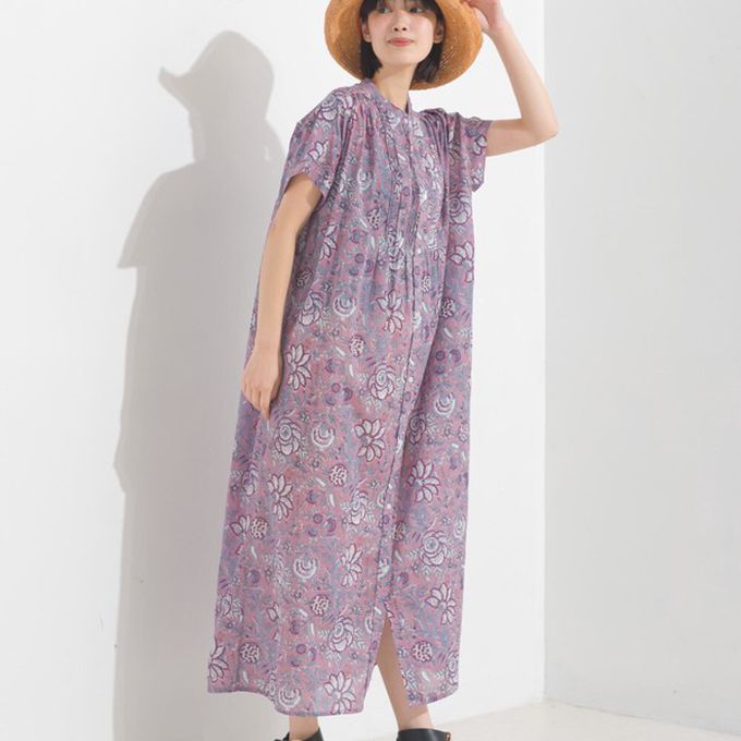 日本 OMNES - 100%印度棉 襯衫式印花短袖洋裝-深藍圖騰