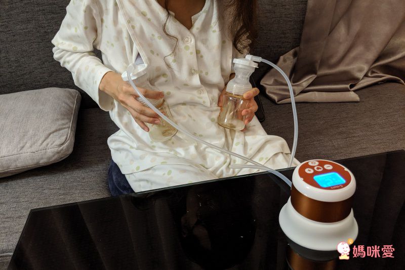 主機只有一個手掌的大小！新貝樂 雙邊電動吸乳器