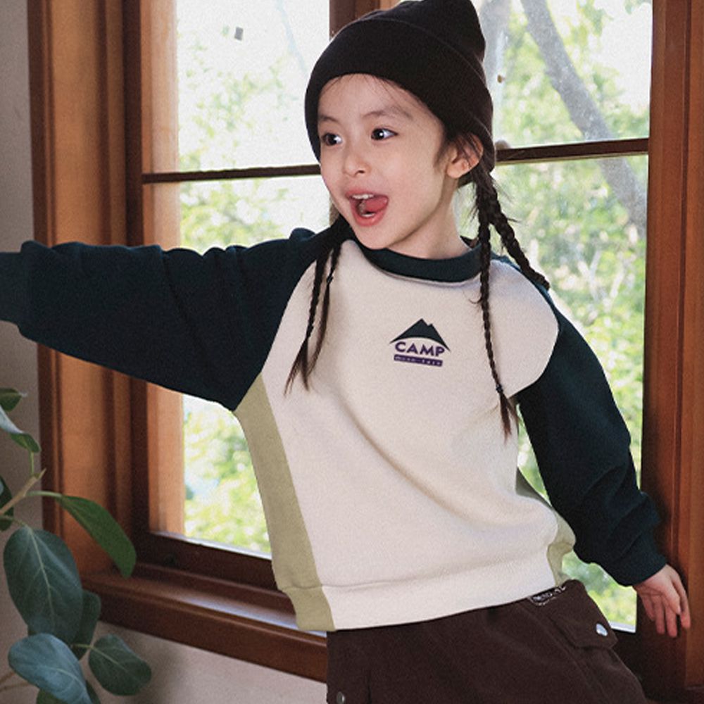 加絨撞色拼接長袖上衣/大學T-杏色