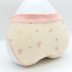 minihope美好的親子生活 - 銀離子抗菌三角褲(女性45-72kg)-小動物-杏米