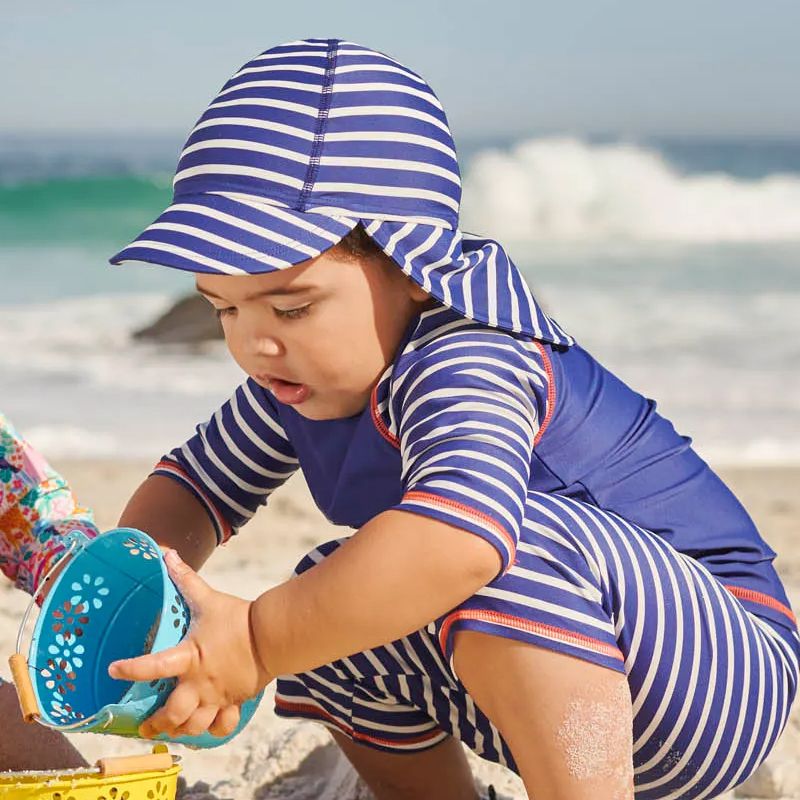 英國 JoJo Maman BeBe - 嬰幼兒/兒童泳裝戲水UPF50+防曬護頸遮陽帽-藍白條紋