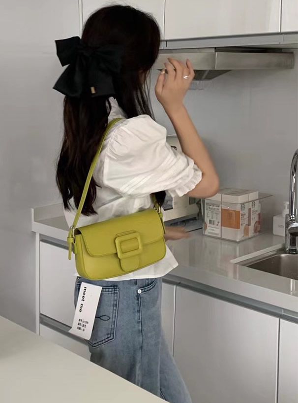 日本 GRL - 方形釦時尚皮質側背包-甜心粉