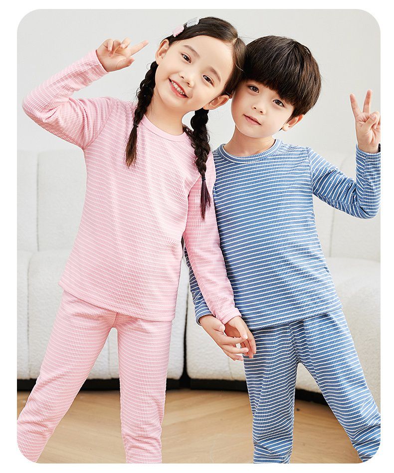 圓領無痕薄絨長袖家居服套裝-條紋-黑色