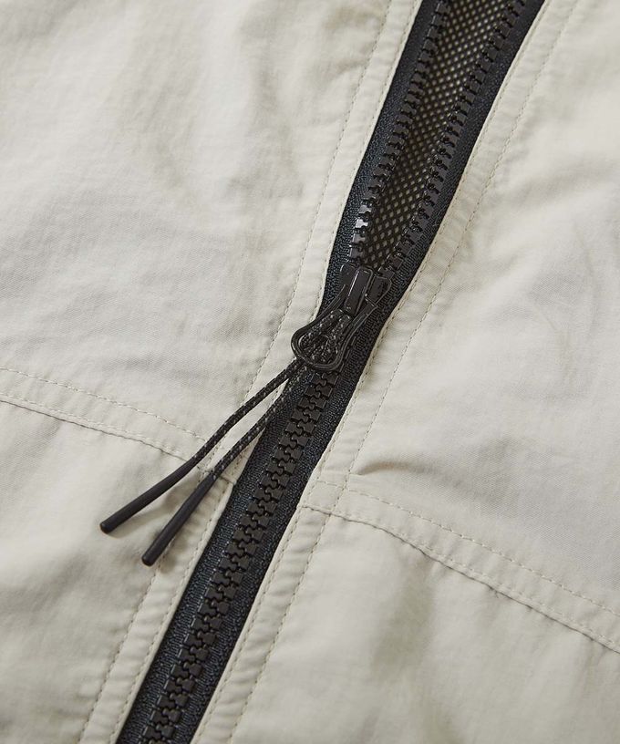 日本 devirock - 防潑水 輕量時尚好收納尼龍背心-天藍