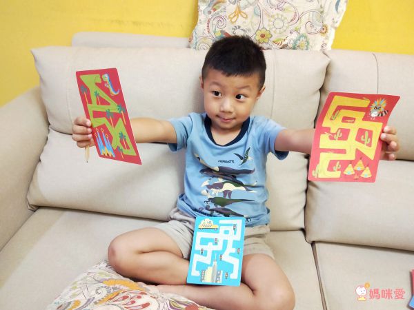 西班牙 APLI - 【旅行遊戲卡超值組】-是誰不一樣+世界迷宮+叫我找碴王-圖卡90張+鉛筆3支