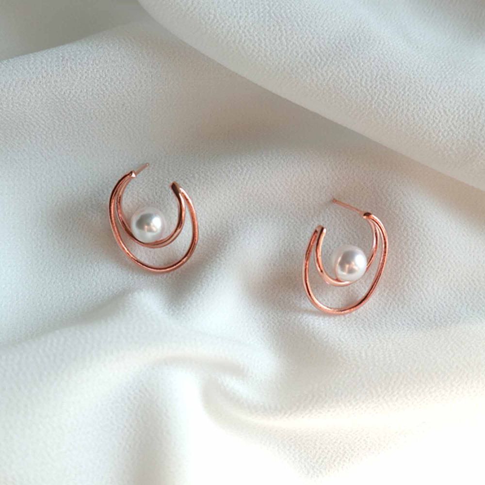 韓國製 - (925純銀)<男朋友>宋慧喬同款耳環-月中珍珠-玫瑰金
