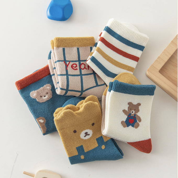 love, charlotte - 秋冬季吊帶褲小熊中筒棉襪-5 雙一組