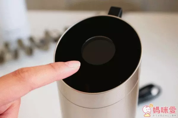 【OMCARE 空氣清淨器】