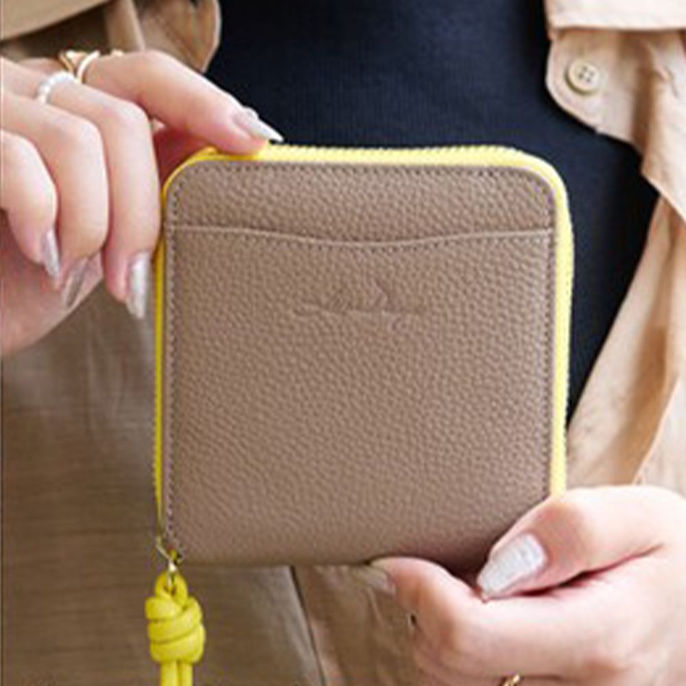 優雅輕量迷你真皮短夾(防盜設計)-卡其x黃 (10.5x11cm)