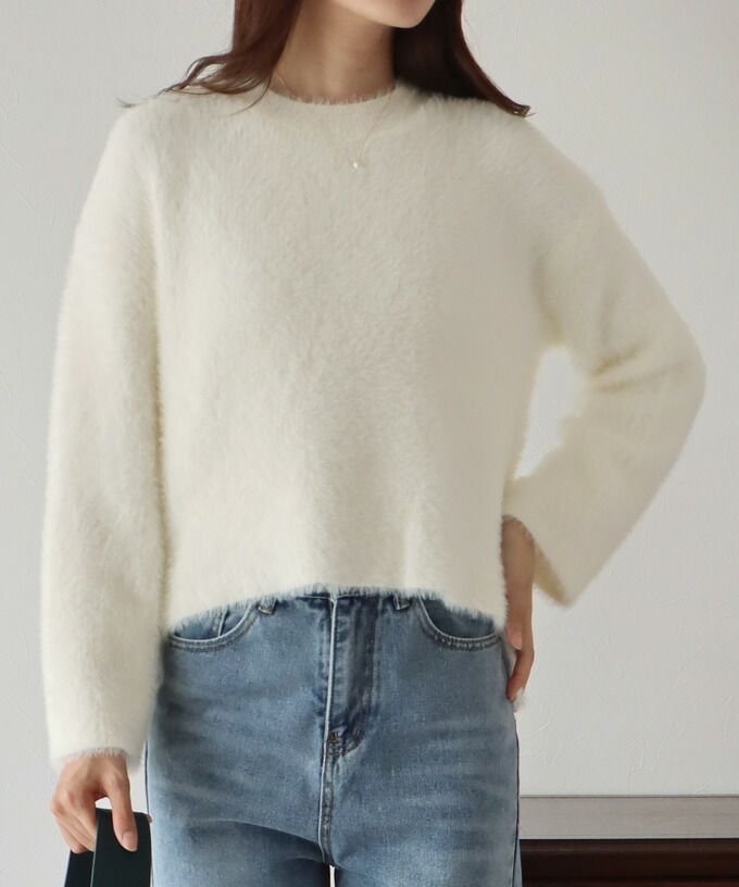 日本 BLUE EAST - 柔軟毛絨圓領毛衣-天使白