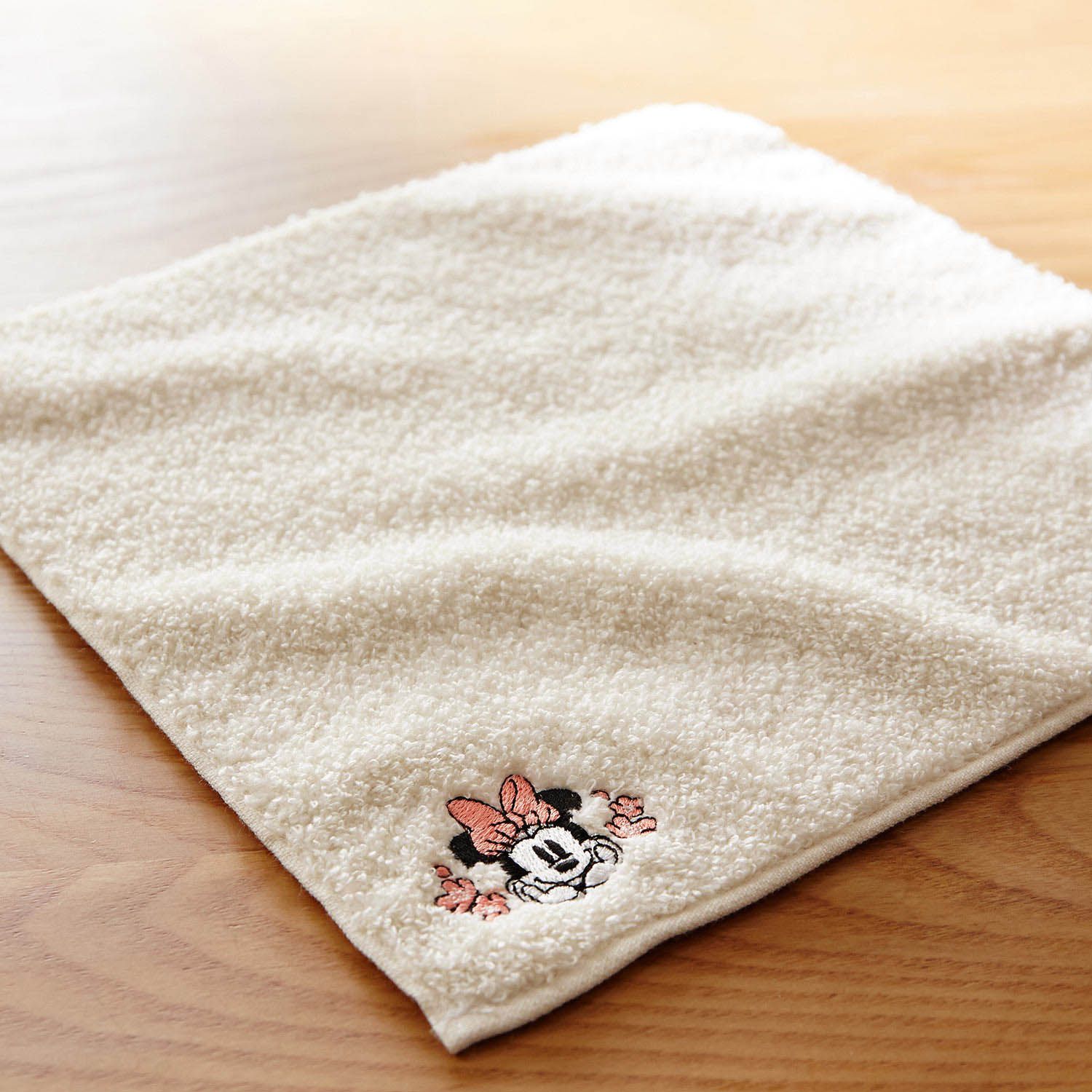 日本千趣會 - 日本製 迪士尼純棉今治毛巾手帕-米妮花-米 (25x25cm)