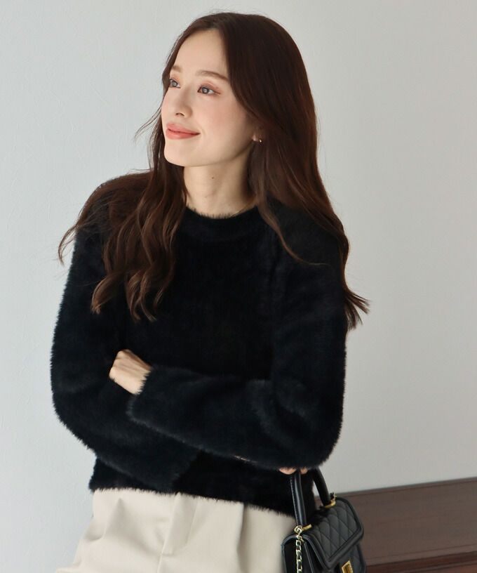 日本 BLUE EAST - 柔軟毛絨圓領毛衣-天使白