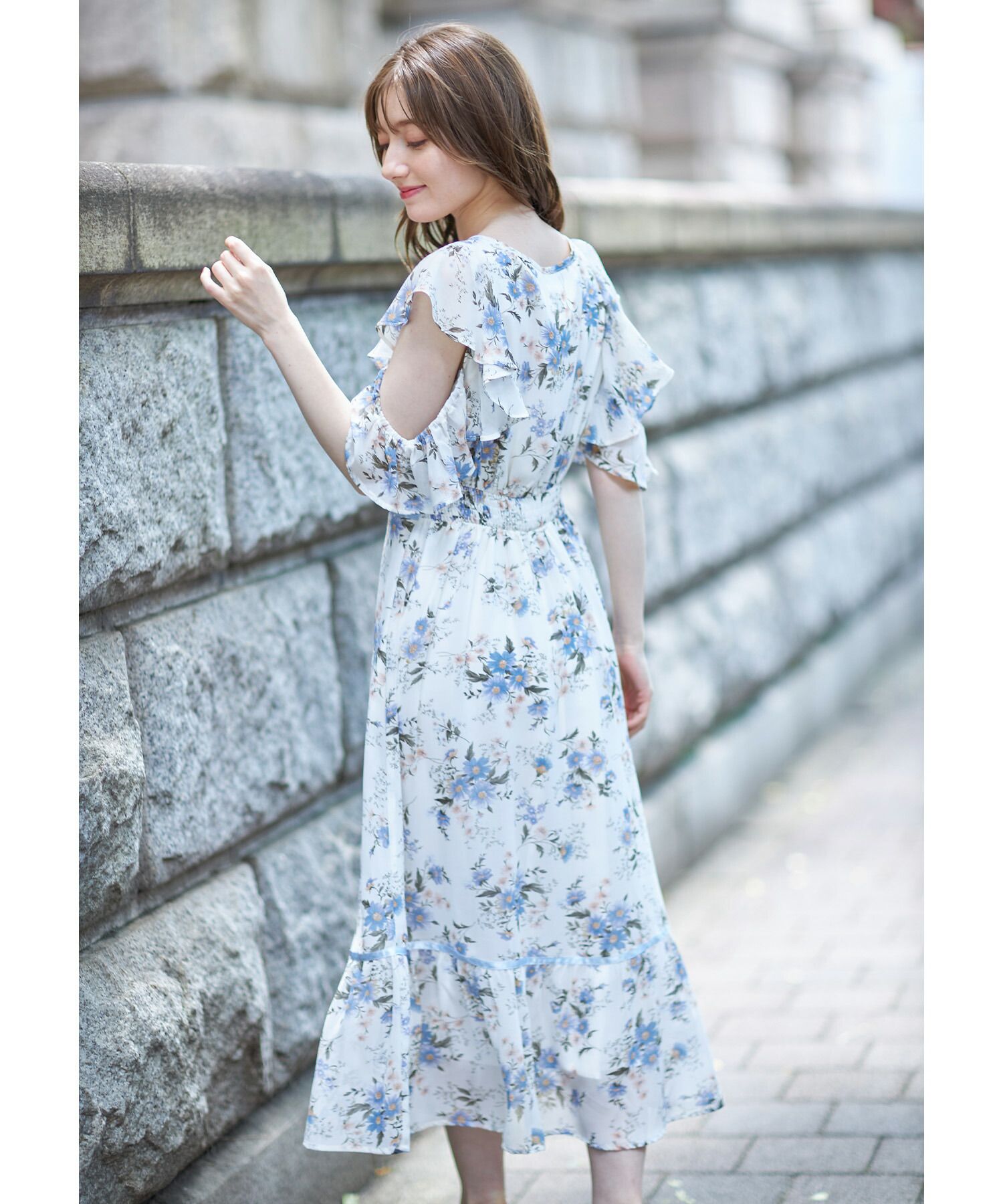 日本 tocco-closet - 精靈荷葉開袖雪紡洋裝-碎花-天使白