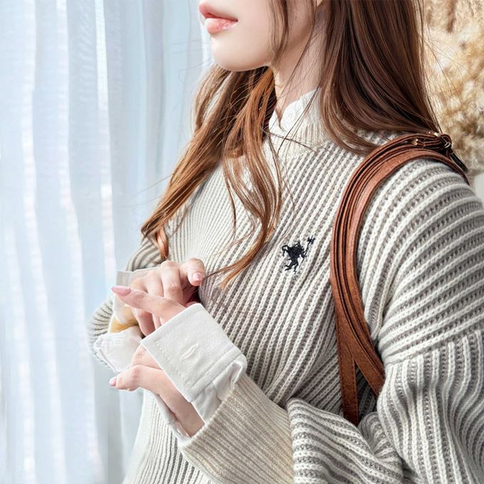 日本 Classical Elf - 刺繡logo 線條感針織長袖上衣-橘紅x米