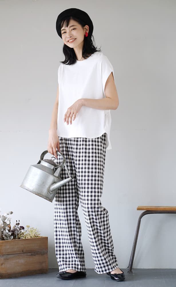 日本 zootie - 抗透汗 前短後長後縮腰設計一分袖上衣-淺藍