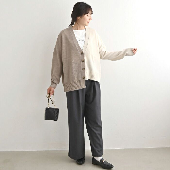 日本 ihuu - V領不對稱撞色薄針織外套-深灰x黑