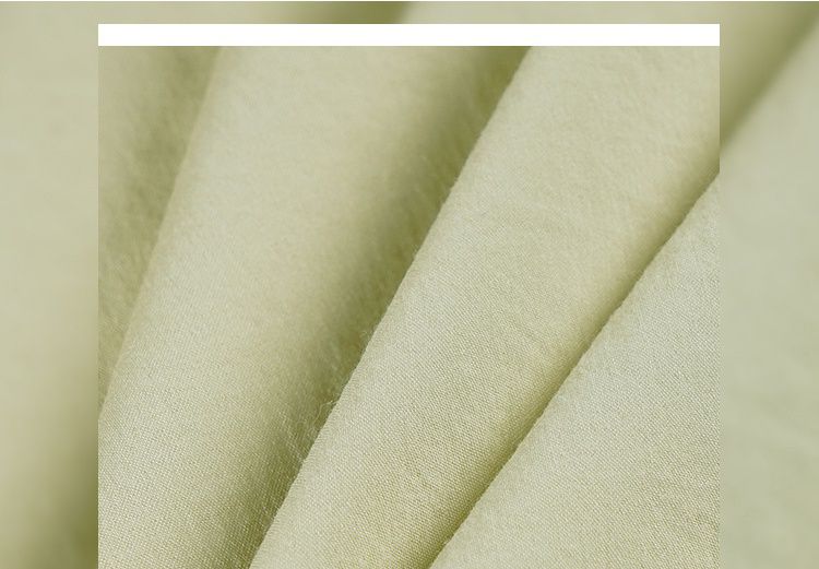 反轉設計圓領短袖上衣-背面鈕扣-黑灰色