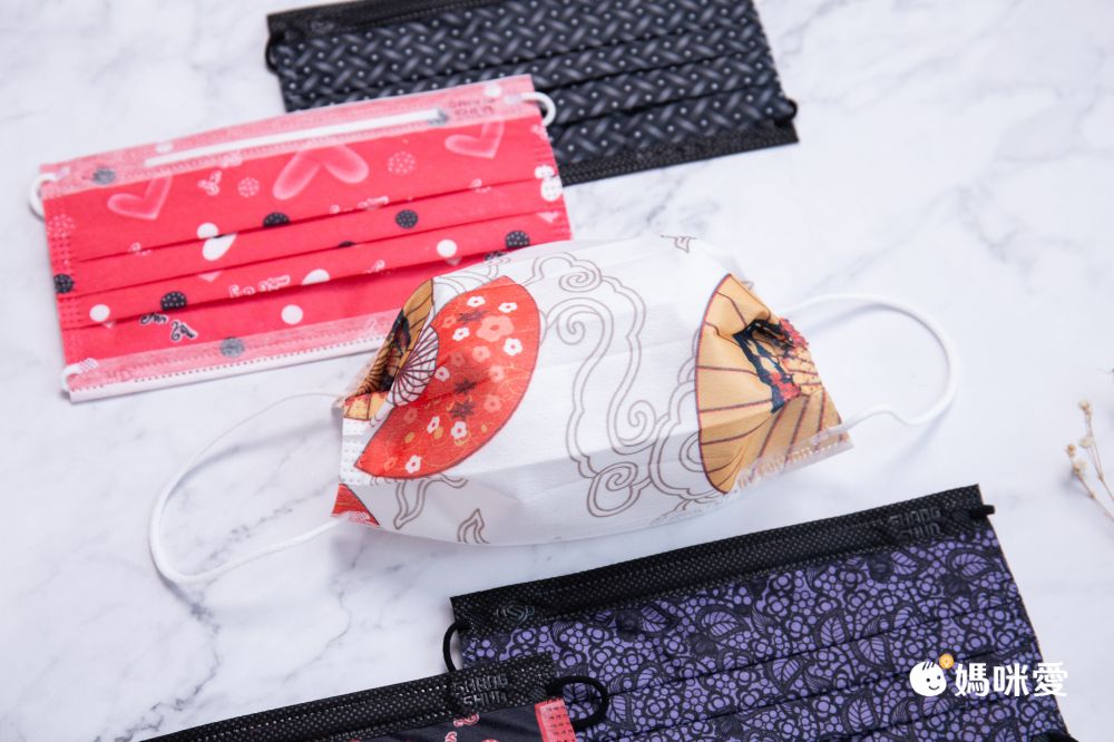 上順醫材 SHANG SHUN - 圖樣布系列成人三層醫療級/MD雙鋼印/台灣製平面口罩-圖樣布系列-經典格紋 (17.5*9.5cm (±0.5))-50入/盒(未滅菌)