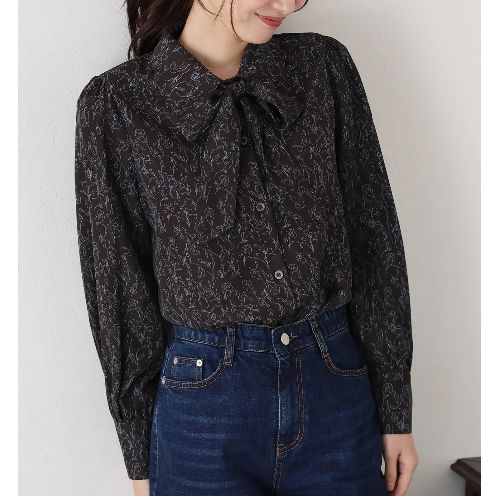 大人氣！優雅扭結雪紡長袖襯衫-線條花卉-深咖啡