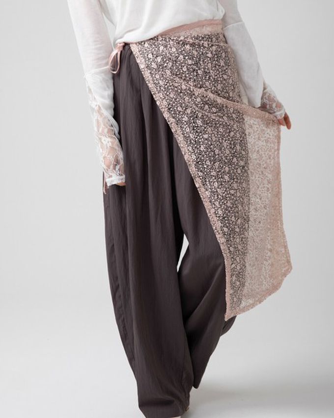 日本 gleam - [疊穿高手]閃亮光澤薄紗半片裙-黑