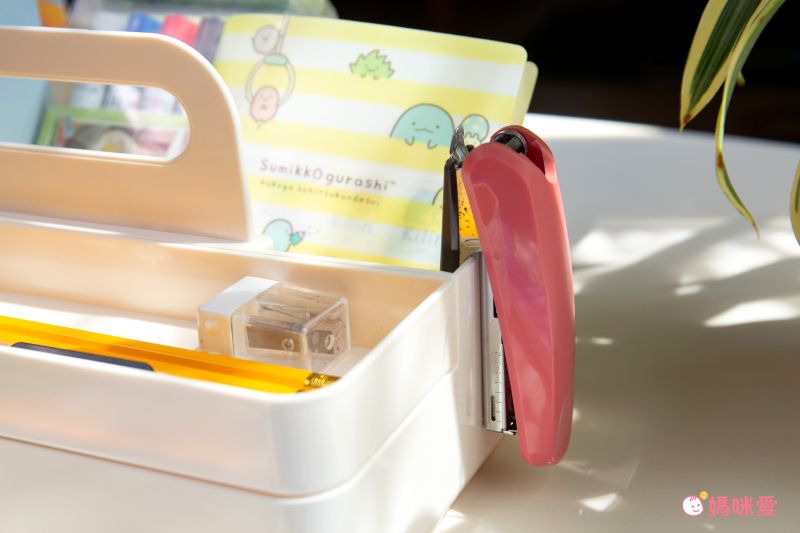 日本文具 SONIC - 手提式桌上文具分隔收納盒(磁吸設計)-米 (26x12.8x16cm)