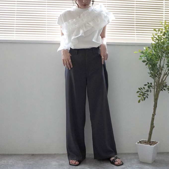 日本女裝代購 - 接觸涼感 腳長效果抗皺休閒寬褲-淺米