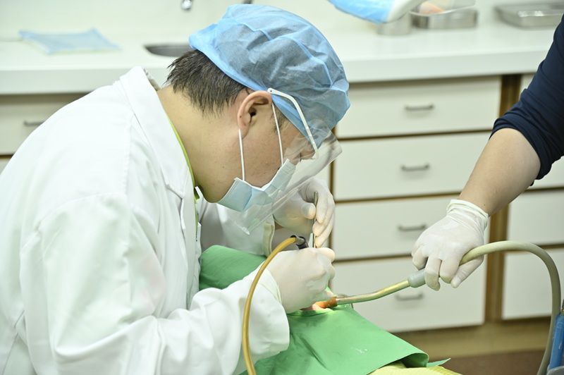 我媽植牙後連性格都變開朗了