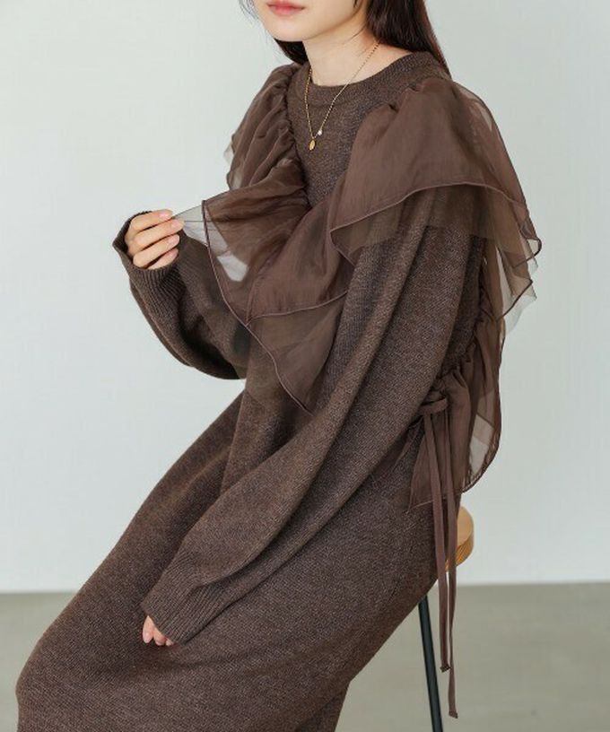 日本 Bab - 交叉薄紗荷葉柔美針織長袖洋裝-咖啡