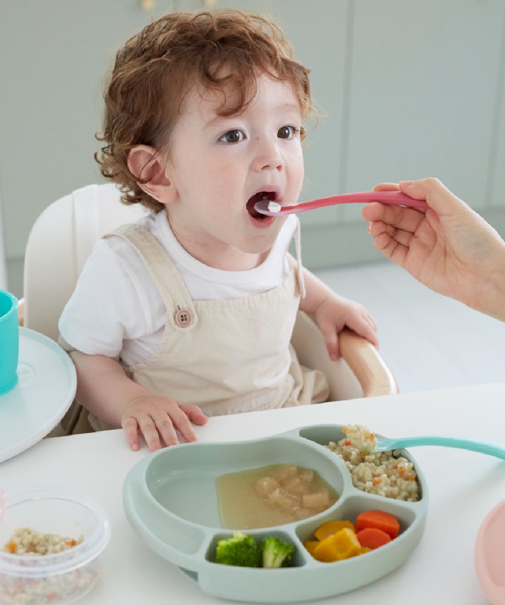 韓國 SILIPOT - 鉑金矽膠幼兒防滑餐盤-調色板-薄荷綠 (230X180X42 mm)-1入裝