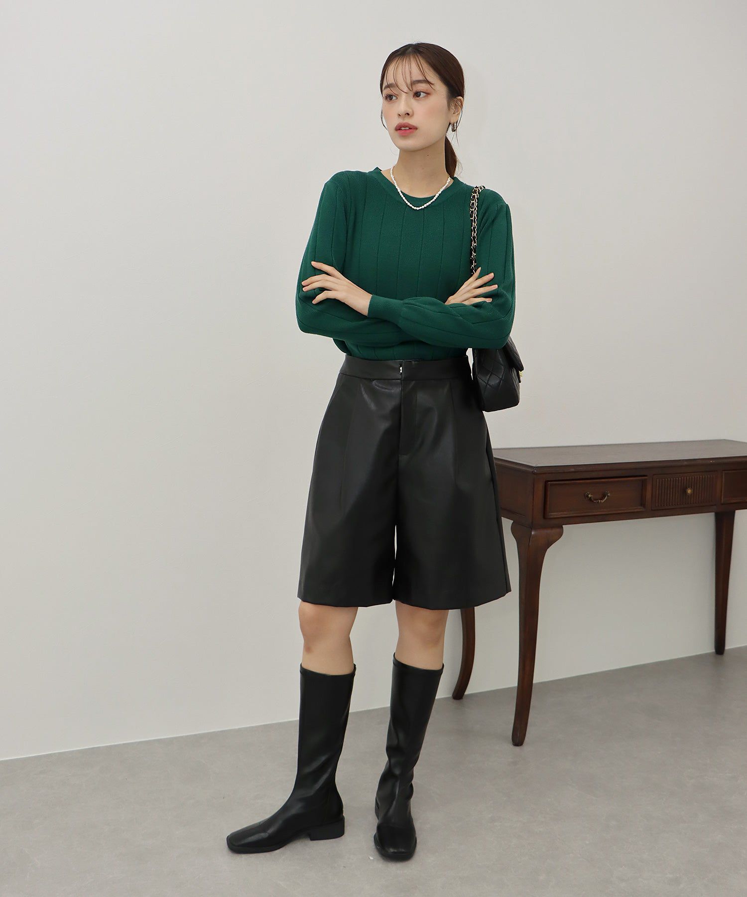 日本 BLUE EAST - 圓領粗羅紋針織上衣-紅