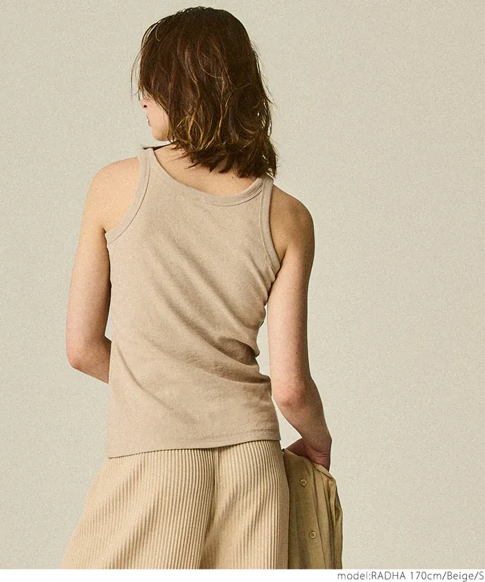 日本 COCA - 簡約美型無袖小可愛/內搭(附bra)-米白
