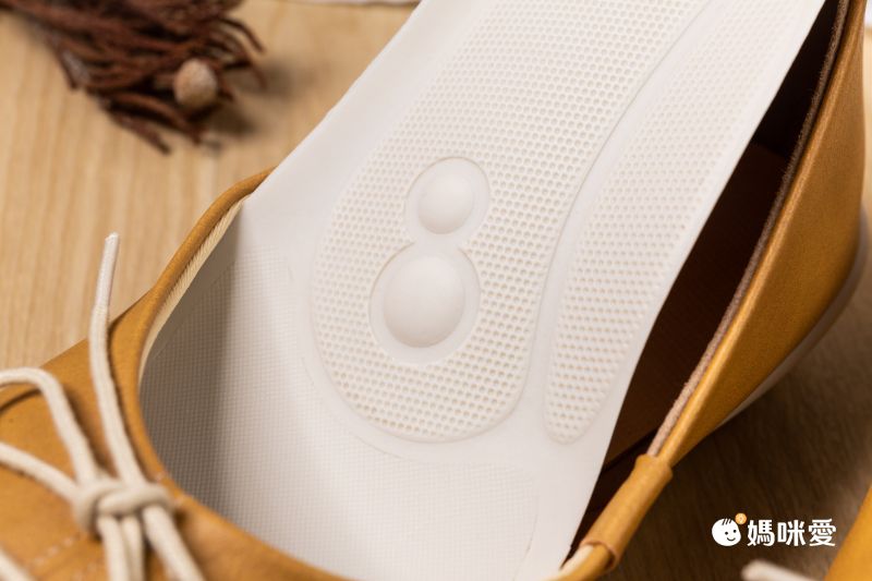 日本女裝代購 - 日本製 2balt減壓足弓支撐機能平底鞋-森林系綁帶款-帥氣黑