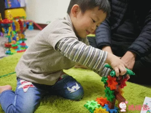 美國 Learning Resources 轉轉齒輪建構玩具