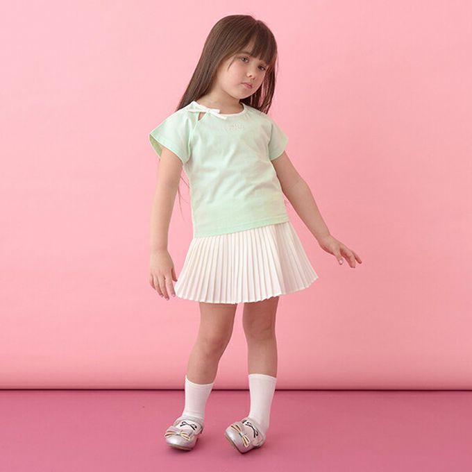 日本 Lycee mine - 柔軟緞帶領刺繡短袖上衣-灰黑