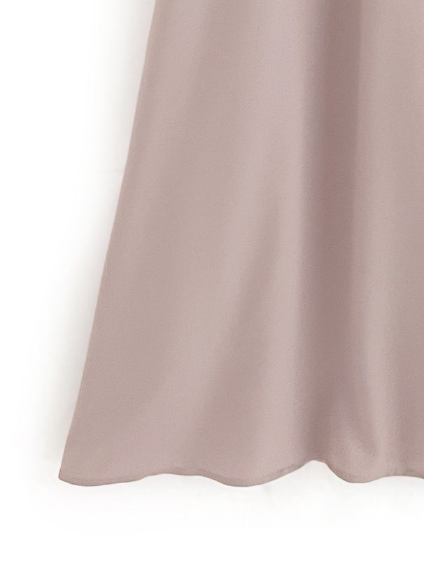 日本 GRL - 浪漫滿屋層次糖果袖收腰洋裝-經典黑